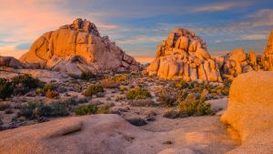 Read more about the article Extreme red rock formations in Joshua Tree National Park, California, USA