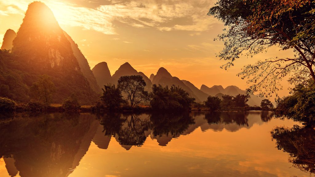 Sunset view of Li River near Yangshuo, Guangxi, China