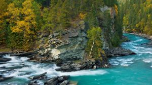 Read more about the article Autumn Colours of Rearguard Falls on Fraser River, British Columbia, Canada