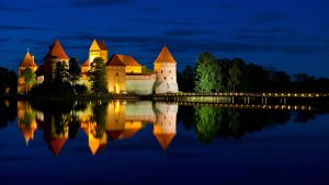 Read more about the article Trakai Island Castle at night, Lithuania
