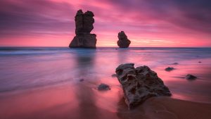 Read more about the article Gog & Magog stacks, Twelve Apostles, Port Campbell National Park, Victoria, Australia