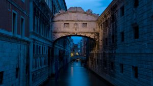 Read more about the article Bridge of Sighs illuminated at dusk, Venice, Italy