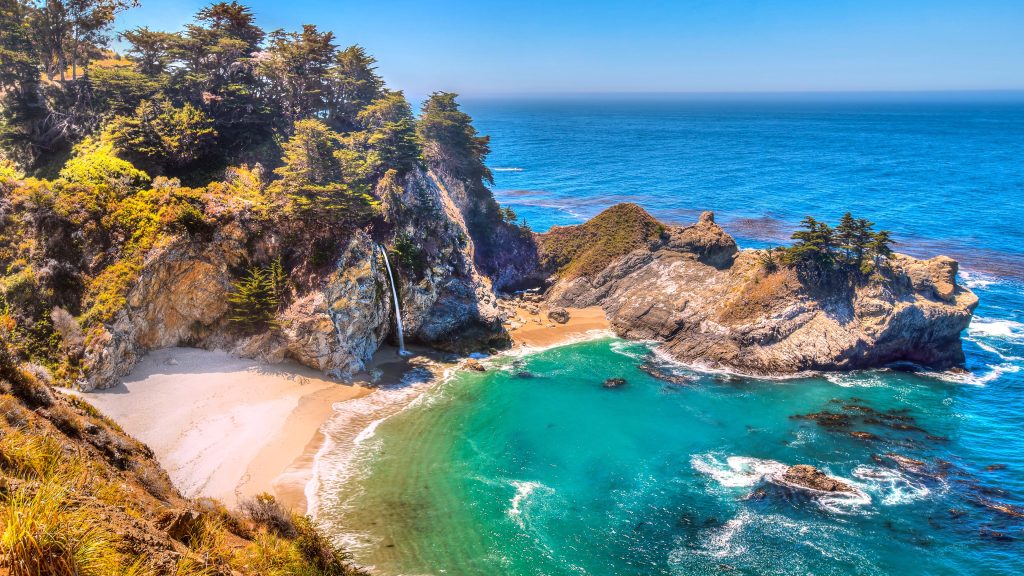 McWay Falls waterfall in Big Sur, California, USA