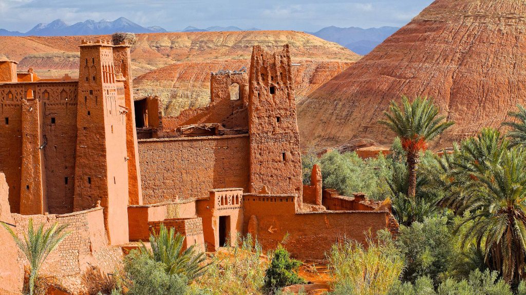 Aït Benhaddou ighrem or ksar (fortified village) along the former caravan route, Morocco