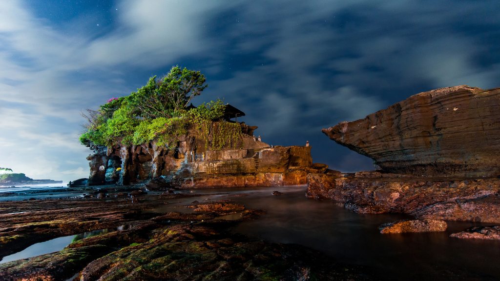 Tanah Lot rock formation, Bali, Indonesia