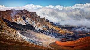 Read more about the article Sliding Sands Trail in Haleakalā National Park, Maui, Hawaii, USA