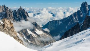 Read more about the article View above Mont Blanc Massif and the Vallee Blanche, Chamonix, France