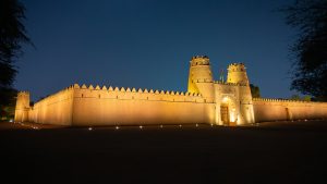 Read more about the article Sunrise at Al Jahili Fort in desert of Abu Dhabi, Al Ain, UAE